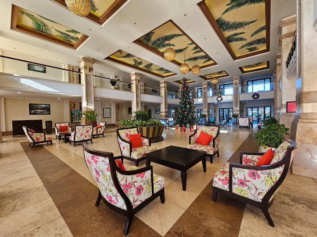 Olalani Resort & Condotel
