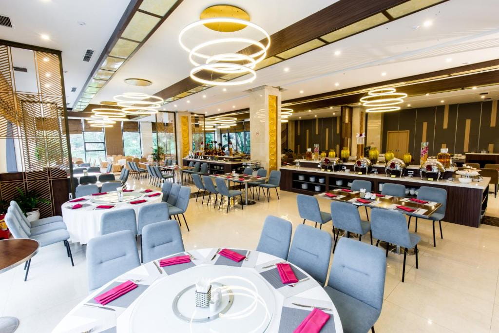 Khách sạn Mường Thanh Luxury Diễn Lâm