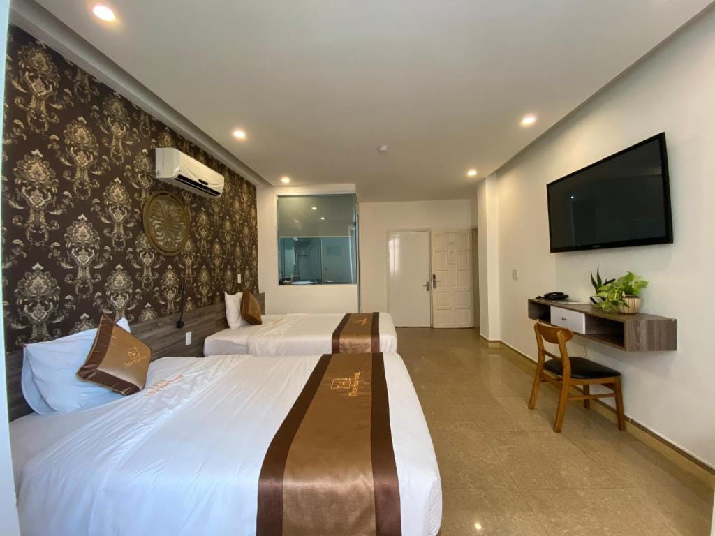 Nice Huế Hotel
