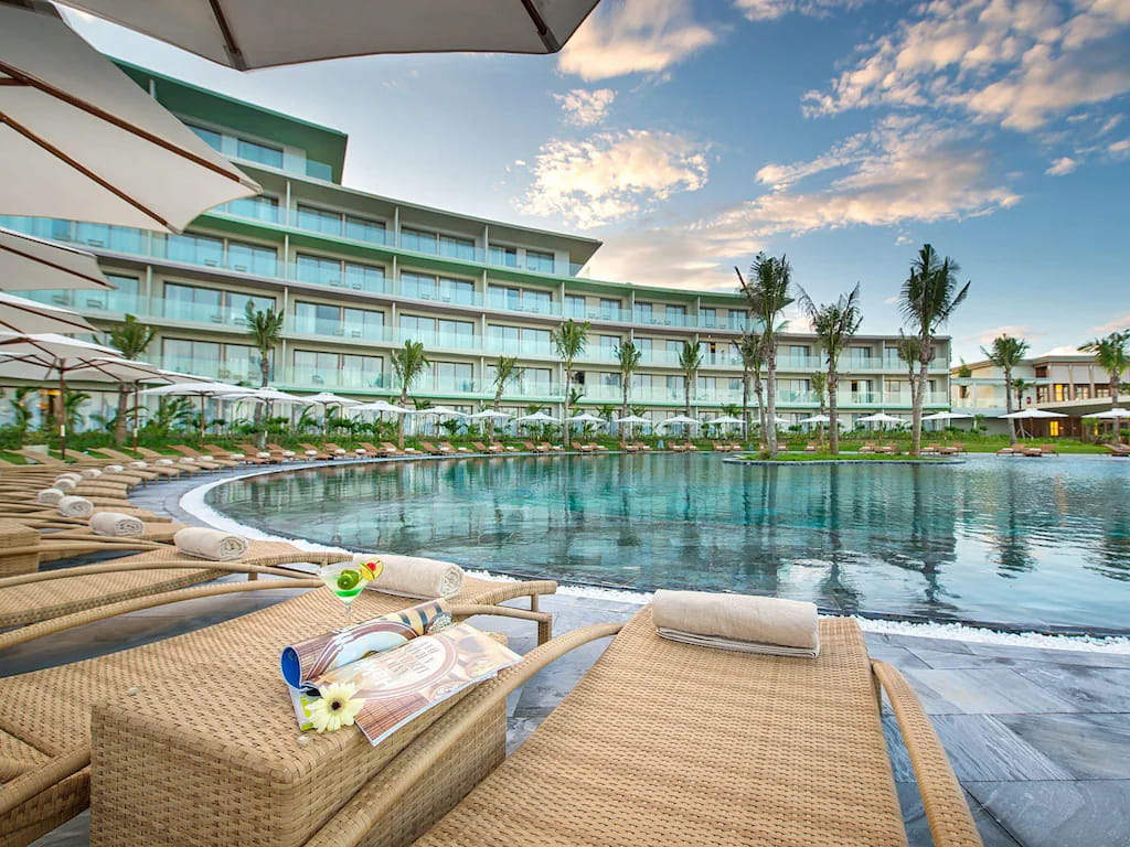 FLC LUXURY HOTEL SAM SON