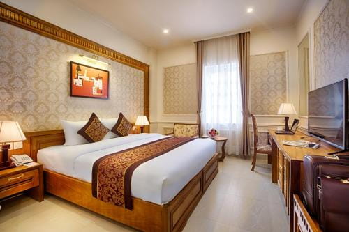 Riverside Hotel Quảng Bình