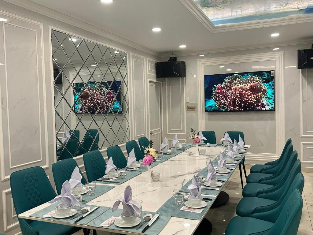 Rạng Đông Hotel