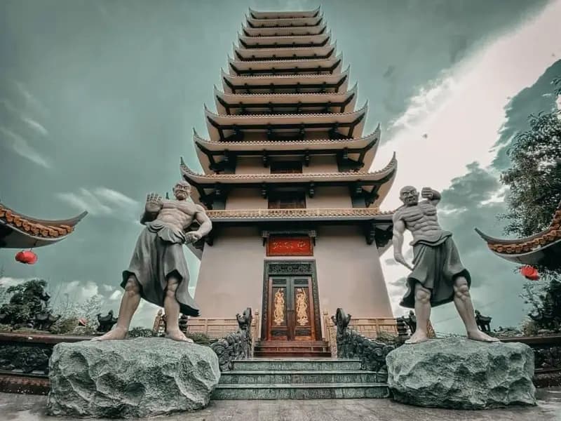 Tour image detail