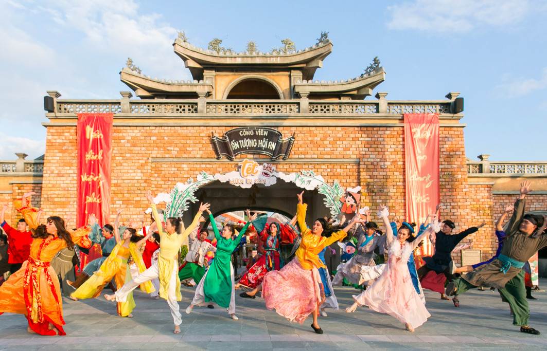 giá vé show diễn ký ức hội an